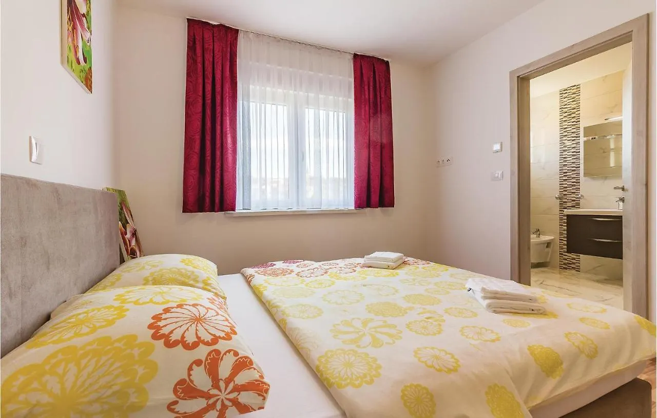 Amazing Apartment In Medulin With Wifi