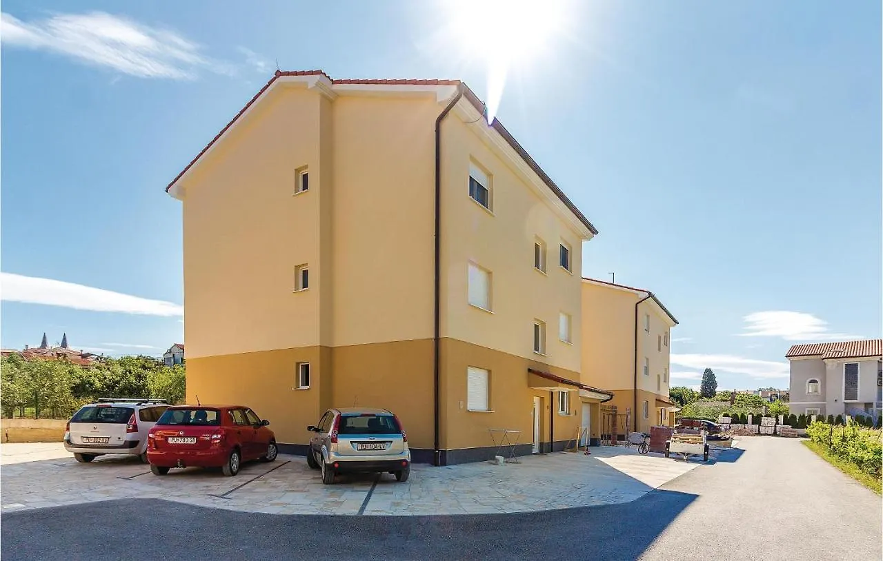 Amazing Apartment In Medulin With Wifi
